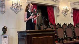 Jovem estudante leva voz de MS ao Campeonato Mundial de Debates 