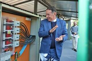 Alems inaugura usina solar e prevê economia de R$ 1,3 milhão/ano Alems inaugura usina solar e prevê economia de R$ 1,3 milhão/ano