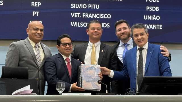 Com 277 emendas aptas, LDO 2026 ser&aacute; votada antes do recesso na C&acirc;mara Municipal