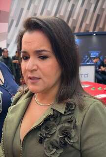 Enfrentar &ldquo;arrocho&rdquo; &eacute; caminho para ter verba para investir, diz Adriane
