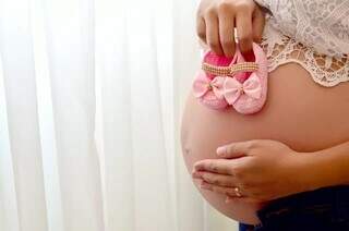 N&uacute;mero de mulheres com filhos sobe 16,8% em MS e maternidade precoce recua