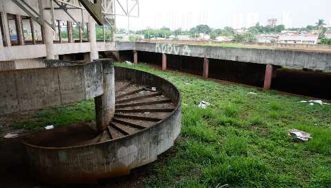 Prefeita diz ter R$ 33 milh&otilde;es para concluir obra de rodovi&aacute;ria do Cabre&uacute;va