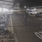 Homem invade condom&iacute;nio e furta bicicleta durante a madrugada