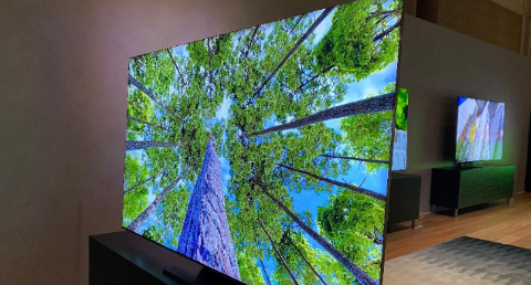 Deputado descobre que 8K &eacute; superior &agrave; 4K na TV de japon&ecirc;s