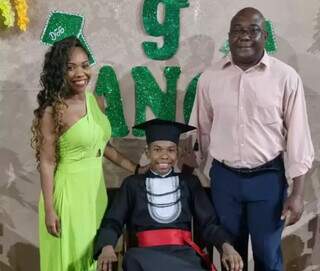 Aos 17 anos, Pedro j&aacute; conquistou sete medalhas em olimp&iacute;adas cient&iacute;ficas