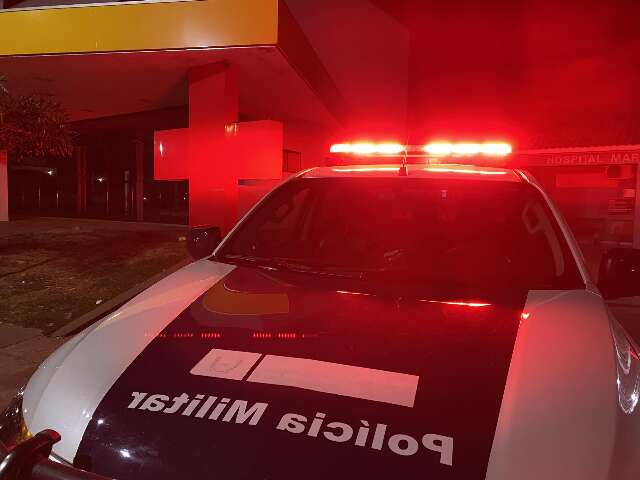 Filho mata pai e fere irm&atilde;o com facadas durante briga em casa