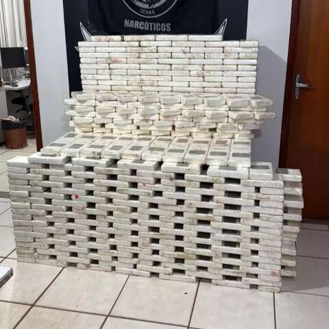Coca&iacute;na de MS seria exportada para a Europa em carga camuflada com portas