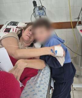 Mesmo com aval judicial, mulher ainda espera transfer&ecirc;ncia de UPA para hospital