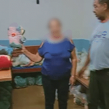 Elei&ccedil;&atilde;o nas Moreninhas tem proposta de troca de votos por cobertores e verduras