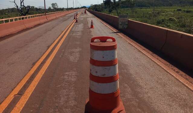 Ap&oacute;s danos em carros, trecho sobre ponte do Rio Paraguai &eacute; reparado 