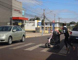 Na cidade feita para carros, pedestre não tem tempo, respeito ou segurança Na cidade feita para carros, pedestre não tem tempo, respeito ou segurança