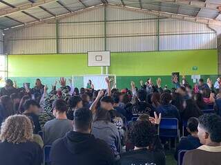Cirurgiã vai a escolas da Capital alertar sobre relação entre vape, pod e câncer Cirurgiã vai a escolas da Capital alertar sobre relação entre vape, pod e câncer