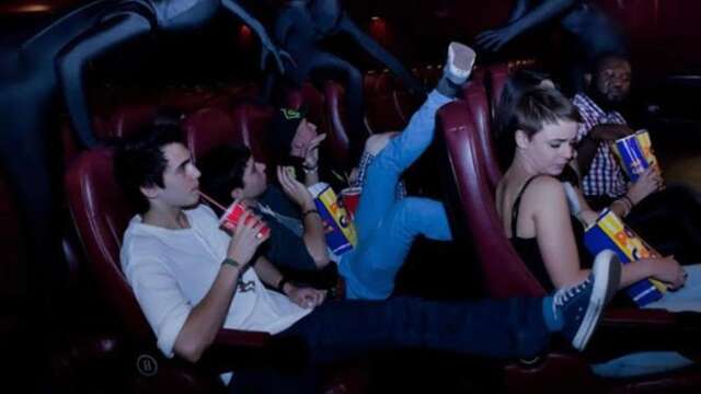 Quatro coisas que voc&ecirc; nunca deve fazer no cinema