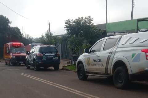 Homem de 76 anos &eacute; encontrado morto com golpes de faca no pesco&ccedil;o