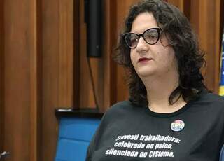 No SUS, médica travesti Giulia deu voz às “travas” apesar do medo No SUS, médica travesti Giulia deu voz às “travas” apesar do medo
