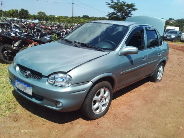 Leil&atilde;o de apreendidos do Detran tem Corsa a R$ 3,5 mil e 81 motocicletas
