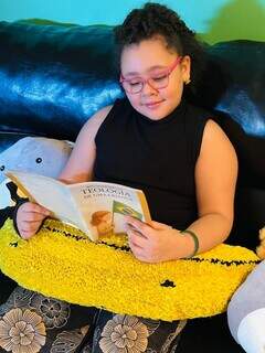 De anivers&aacute;rio, pais transformam as li&ccedil;&otilde;es com filha autista em livro
