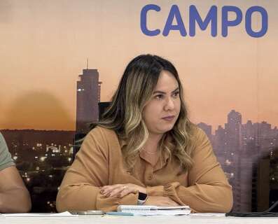 Vereadora &quot;sai do arm&aacute;rio&quot; e vira 1&ordf; mulher assumidamente l&eacute;sbica na C&acirc;mara
