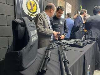 Maior pres&iacute;dio de MS recebe armas, coletes e viatura &ldquo;semiblindada&rdquo;