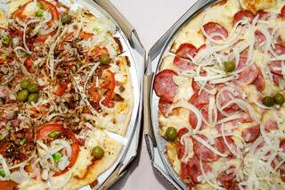Dia da Pizza tem calabresa a partir de R$ 9,99 e vers&atilde;o doce de brinde