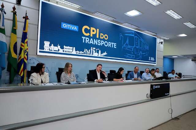 Secret&aacute;rios culpam falta de recursos por atraso em obras de mobilidade