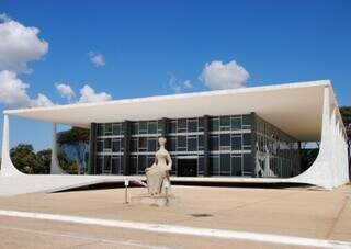 Entidade vai ao STF contra decreto que pro&iacute;be ensino &agrave; dist&acirc;ncia em 5 cursos