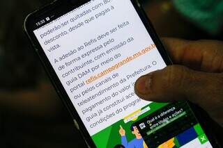 Penúltimo dia do Refis tem fila, desistência e correria para pagar dívidas Penúltimo dia do Refis tem fila, desistência e correria para pagar dívidas