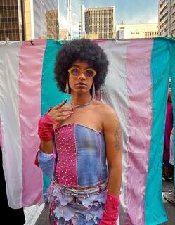 Professora de MS representa Brasil em festival internacional na Fran&ccedil;a
