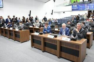 Bolsonaristas na Assembleia veem legitimidade em supertaxa&ccedil;&atilde;o de Trump ao Brasil