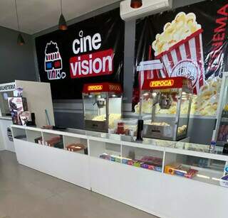 Depois de duas d&eacute;cadas, cinema &eacute; aberto em casar&atilde;o hist&oacute;rico de Corumb&aacute;