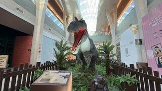 Dinossauros invadem o Bosque dos Ip&ecirc;s com entrada gratuita