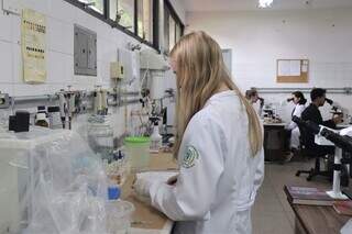 Hospital Veterin&aacute;rio da UFMS quer apoio para baratear atendimento popular
