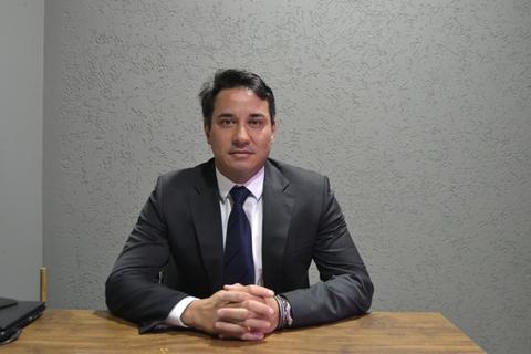 Justi&ccedil;a reduz sal&aacute;rio do prefeito de Navira&iacute; de R$ 35 mil para R$ 18 mil