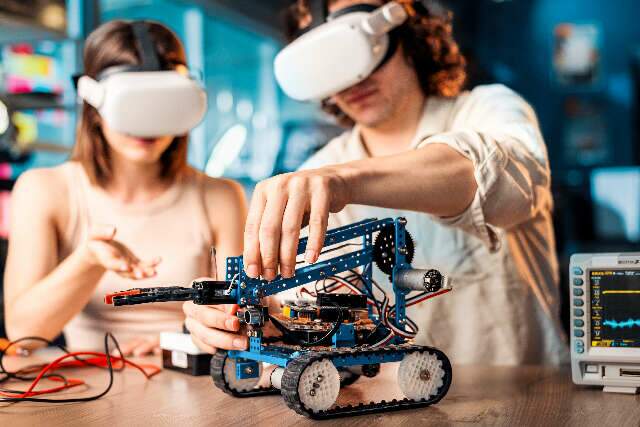 Semana da Tecnologia come&ccedil;a segunda-feira com workshops e palestras 