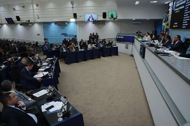 Bancada do PP na C&acirc;mara n&atilde;o disfar&ccedil;a irrita&ccedil;&atilde;o