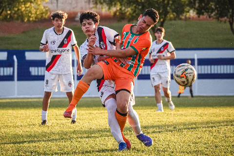 Campeonato Estadual Sub-15 abre oitavas de final com goleada de 8 a 3