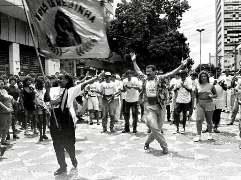 Maior campeã do Carnaval, Igrejinha faz 50 anos com tributo a integrantes