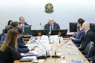 Impasse sobre aumento do IOF persiste após audiência no STF Impasse sobre aumento do IOF persiste após audiência no STF