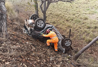 Agr&ocirc;nomo de Dourados morre ao bater carro em &aacute;rvore em MG