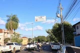 Faixa de &ocirc;nibus na Mato Grosso causa d&uacute;vidas, multas e reclama&ccedil;&otilde;es