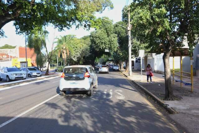 Faixa de &ocirc;nibus na Mato Grosso causa d&uacute;vidas, multas e reclama&ccedil;&otilde;es