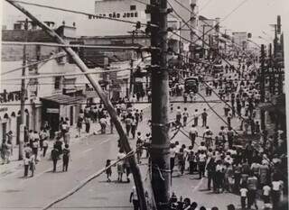 Da &ldquo;&eacute;poca de ouro&rdquo; &agrave; decad&ecirc;ncia, Centro de Campo Grande resiste &eacute; na simpatia 