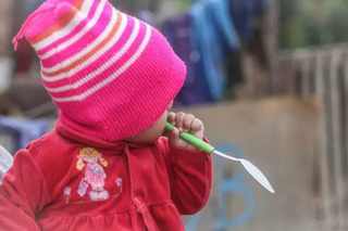 Maioria quer fiscalização das leis como prioridade diante da pobreza infantil Maioria quer fiscalização das leis como prioridade diante da pobreza infantil