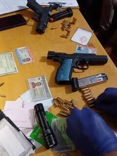 Pol&iacute;cia paraguaia procura brasileiro por atentado a tiros na fronteira