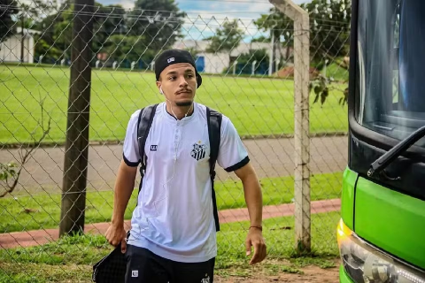 Atacante deixa o Oper&aacute;rio ap&oacute;s ser expulso por xingar o &aacute;rbitro na S&eacute;rie D