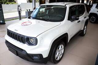 Renegade para PCD a partir de R$99.990 na Enzo Jeep