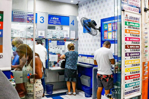 Em MS, Mega-Sena paga R$ 142 mil a duas apostas premiadas