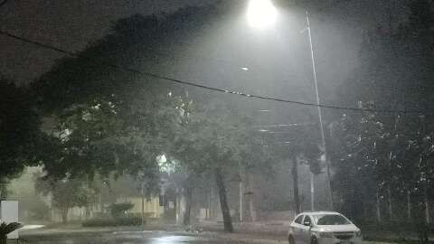 Nevoeiro na regi&atilde;o sul de MS anuncia chegada de nova frente fria