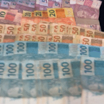 Maconha enviada pelos Correios entrega casal e revela laborat&oacute;rio na periferia