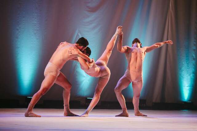 Festival de dan&ccedil;a premia com R$ 50 mil e planta &aacute;rvore por inscri&ccedil;&atilde;o